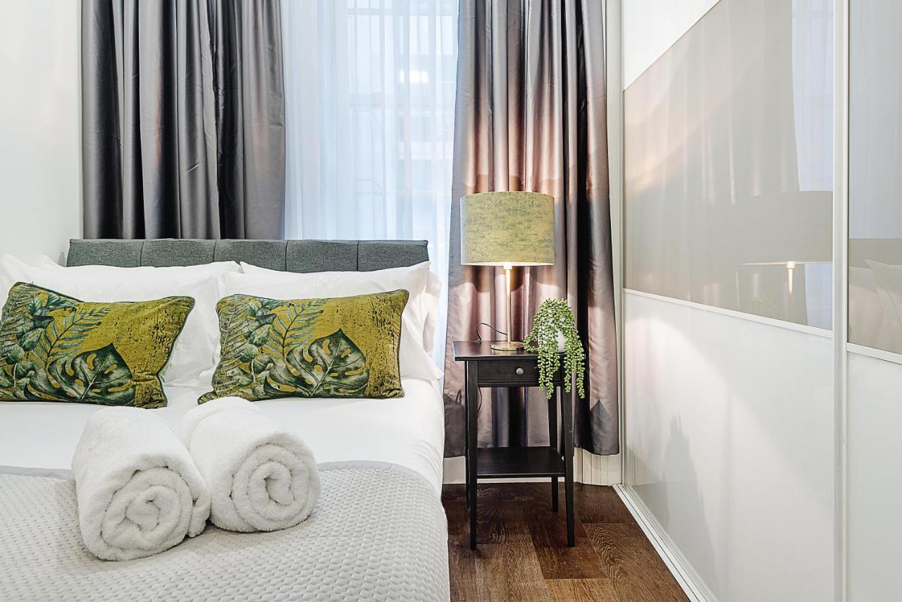 Modern Mayfair Apartments ลอนดอน ภายนอก รูปภาพ