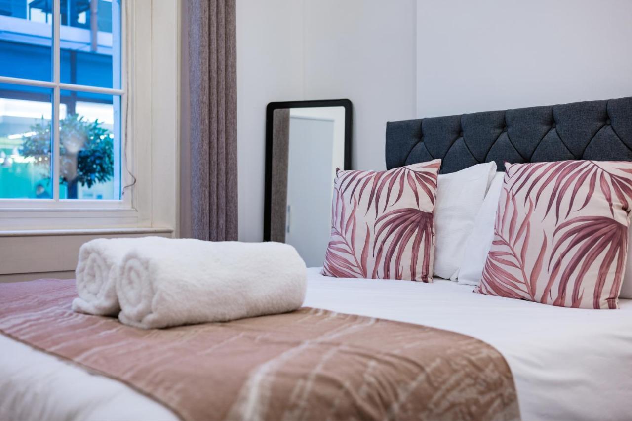 Modern Mayfair Apartments ลอนดอน ภายนอก รูปภาพ