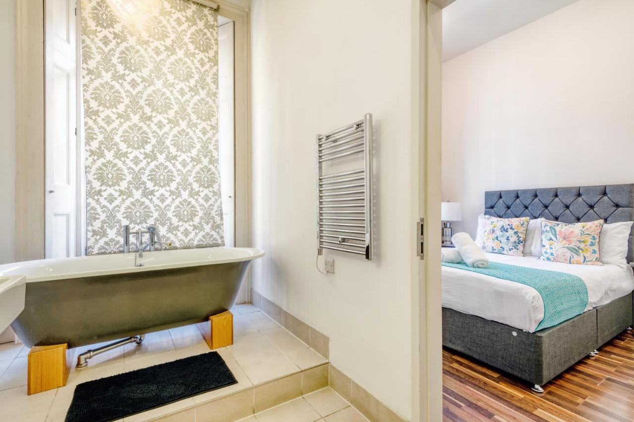 Modern Mayfair Apartments ลอนดอน ภายนอก รูปภาพ