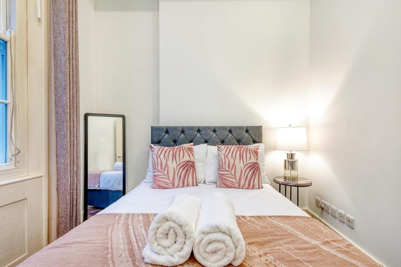 Modern Mayfair Apartments ลอนดอน ภายนอก รูปภาพ